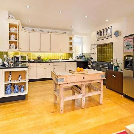 ダートマス Anchor House Bed & Breakfast エクステリア 写真