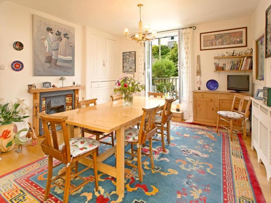 ダートマス Anchor House Bed & Breakfast エクステリア 写真