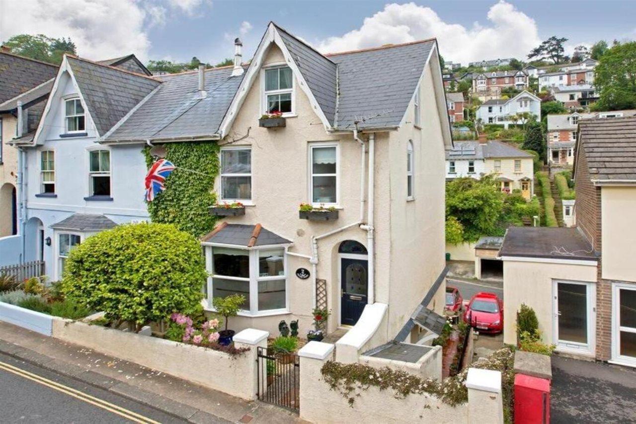 ダートマス Anchor House Bed & Breakfast エクステリア 写真